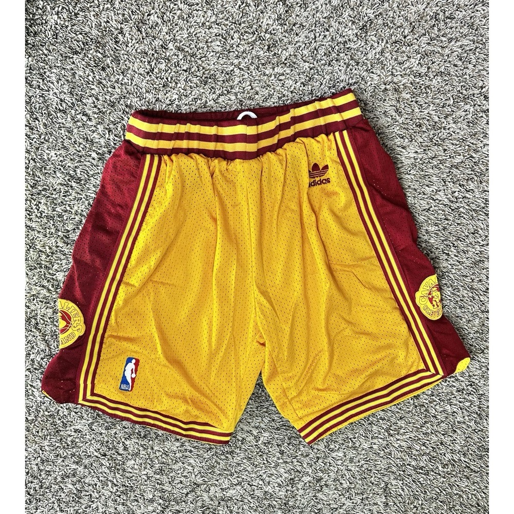 Adidas Cleveland Cavaliers Basketball Shorts Size Small